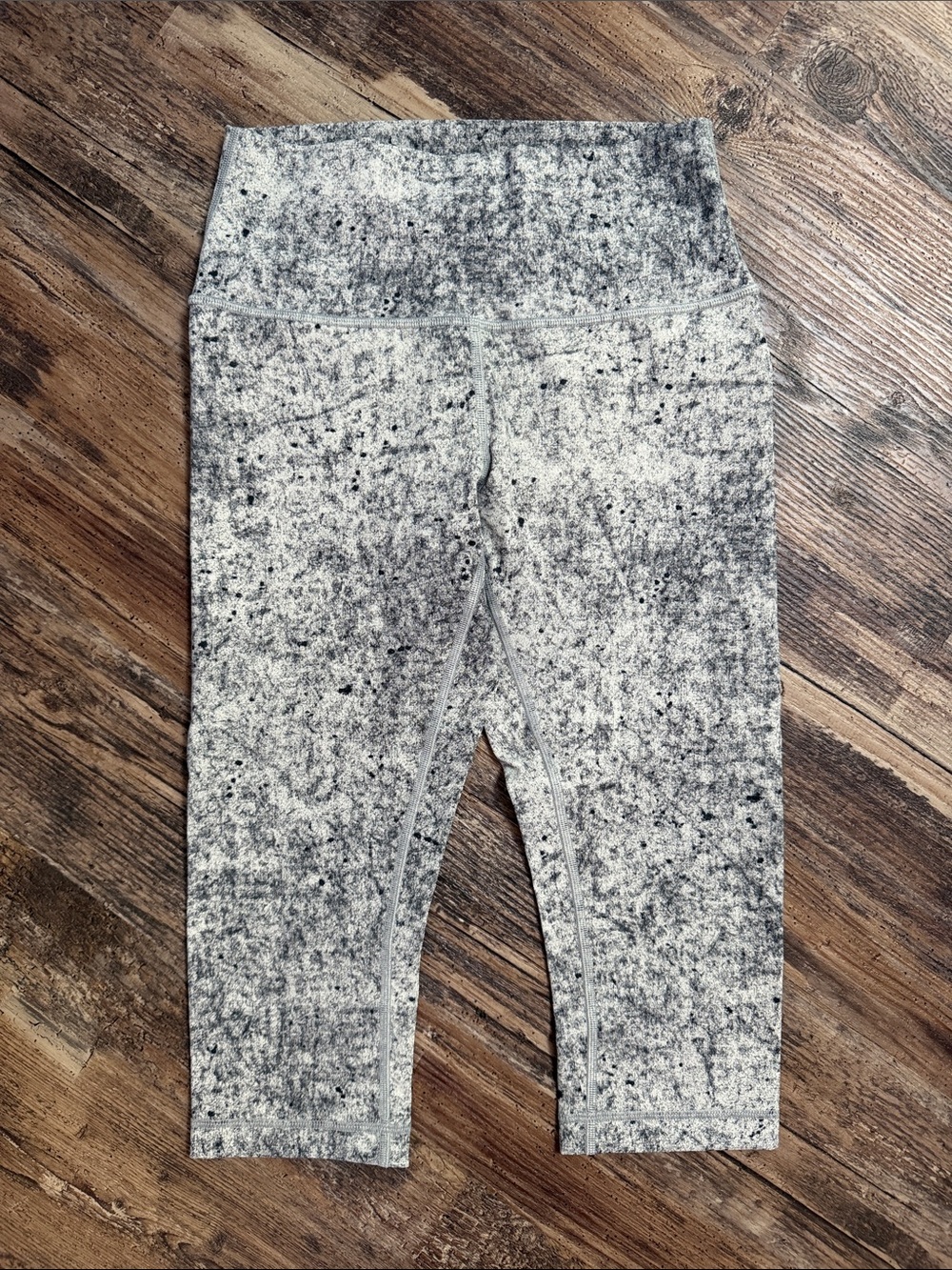 Lululemon Wunder Under Hi-Rise 1/2 Tight 17" Antiqued Alpine White Multi Size 6